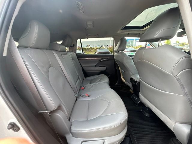2021 Toyota Highlander Hybrid Limited