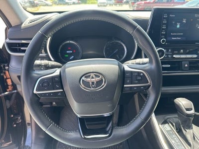 2021 Toyota Highlander Hybrid XLE