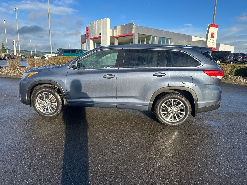 2018 Toyota Highlander SE
