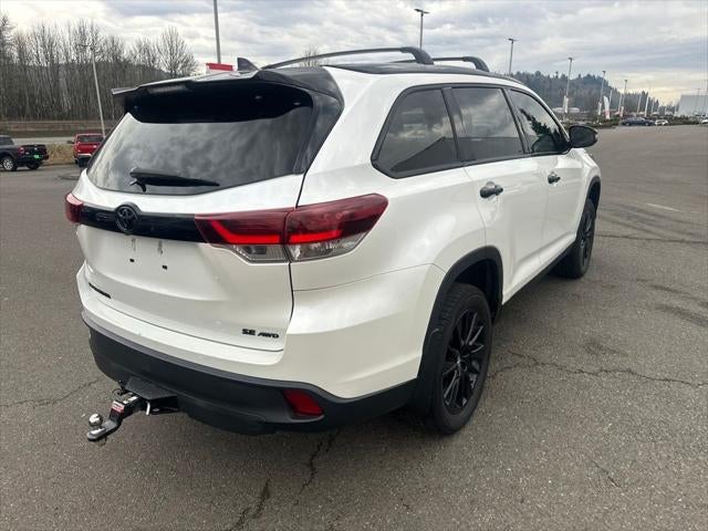 2019 Toyota Highlander SE