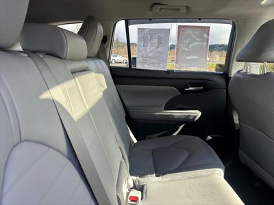 2023 Toyota Highlander XLE