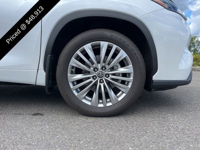 2024 Toyota Highlander Platinum