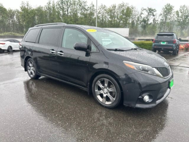 2015 Toyota Sienna SE Premium 8 Passenger