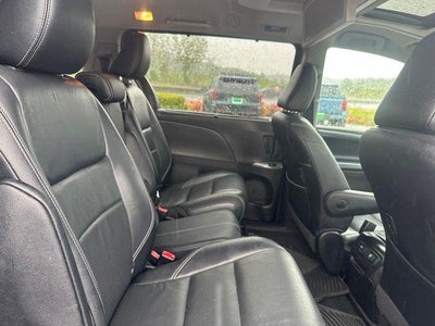 2015 Toyota Sienna SE Premium 8 Passenger