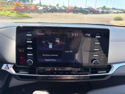 2023 Toyota Sienna XLE 8 Passenger