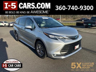 2022 Toyota Sienna XLE