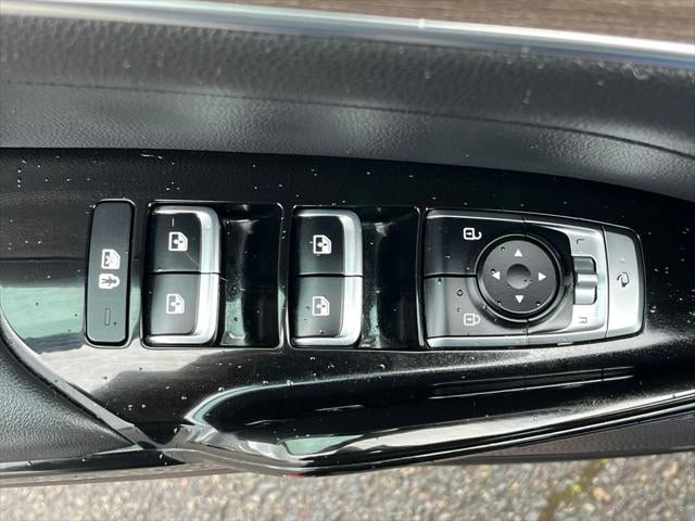2022 Kia K5 EX
