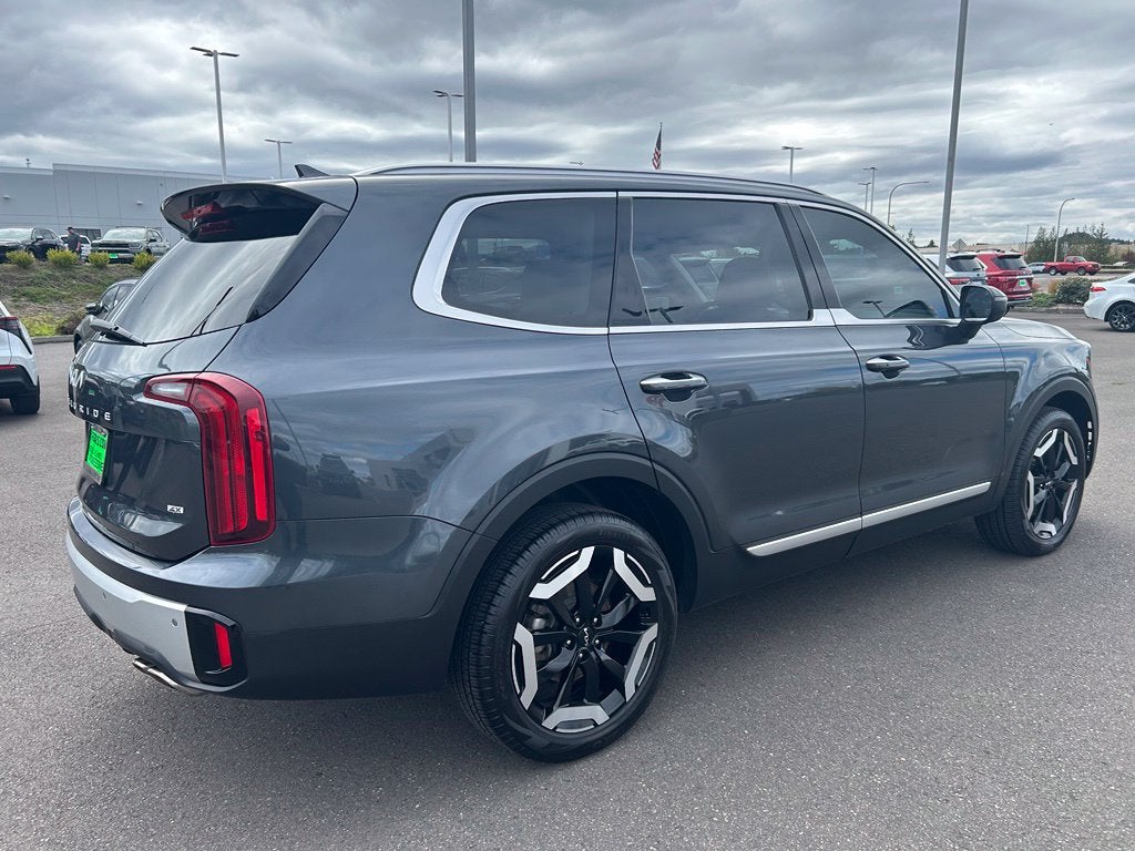 2023 Kia Telluride S