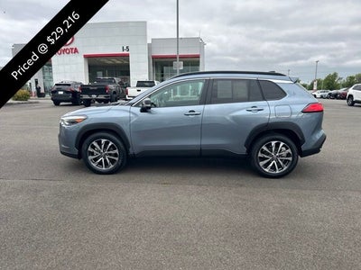 2025 Toyota Corolla Cross XLE