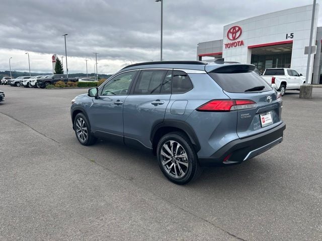 2025 Toyota Corolla Cross XLE