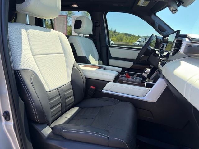 2024 Toyota Sequoia Capstone
