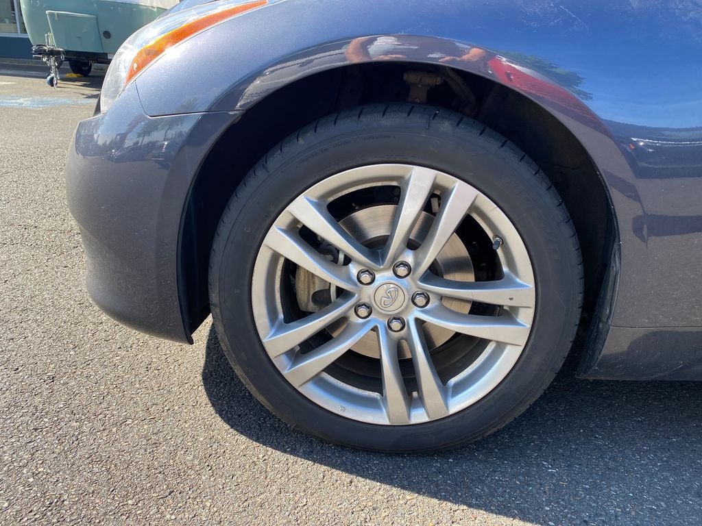 2009 INFINITI G37 X