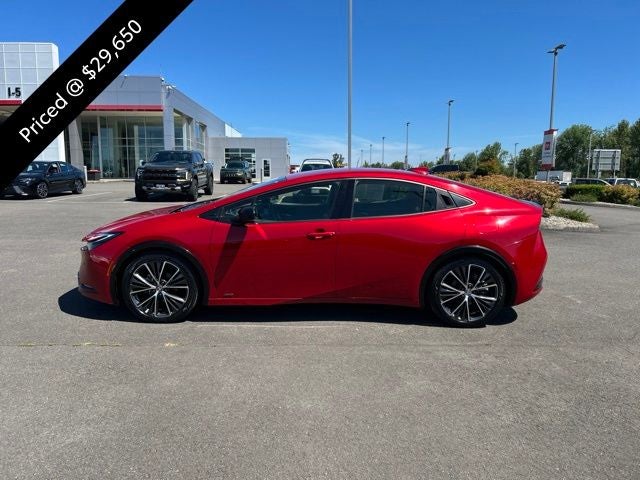 2023 Toyota Prius XLE