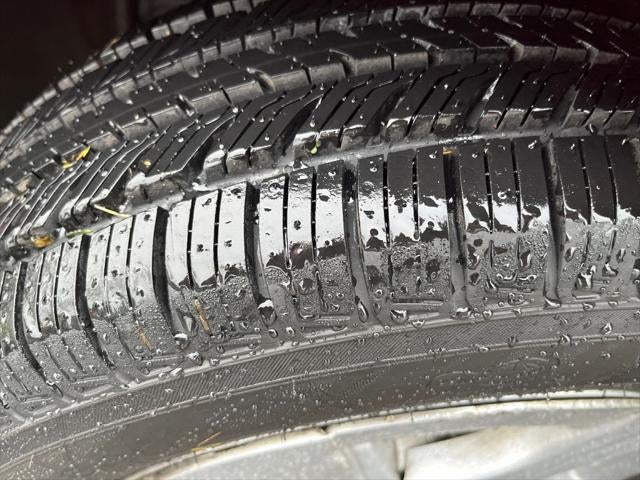 2011 Toyota Prius Two