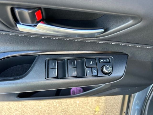 2022 Toyota Venza LE