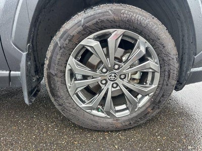 2022 Toyota RAV4 Hybrid XLE Premium