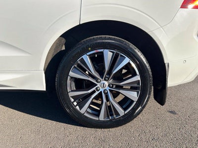 2022 Volvo XC60 Momentum