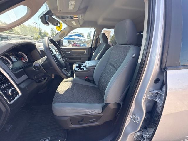 2017 RAM 1500 SLT