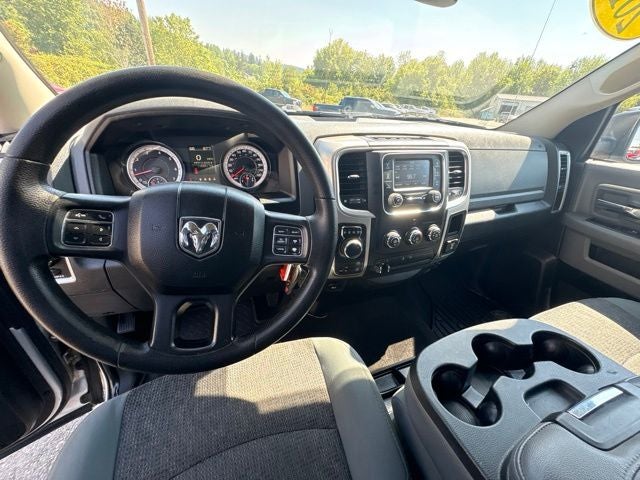 2017 RAM 1500 SLT