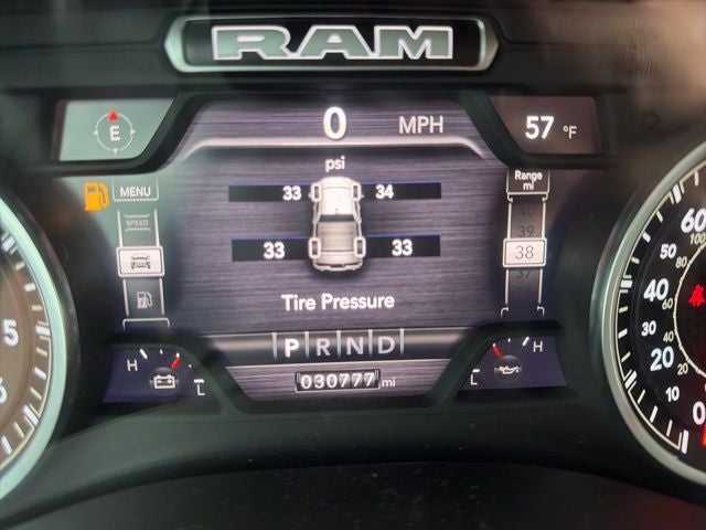 2023 RAM 1500 Laramie Crew Cab 4x4 5'7' Box