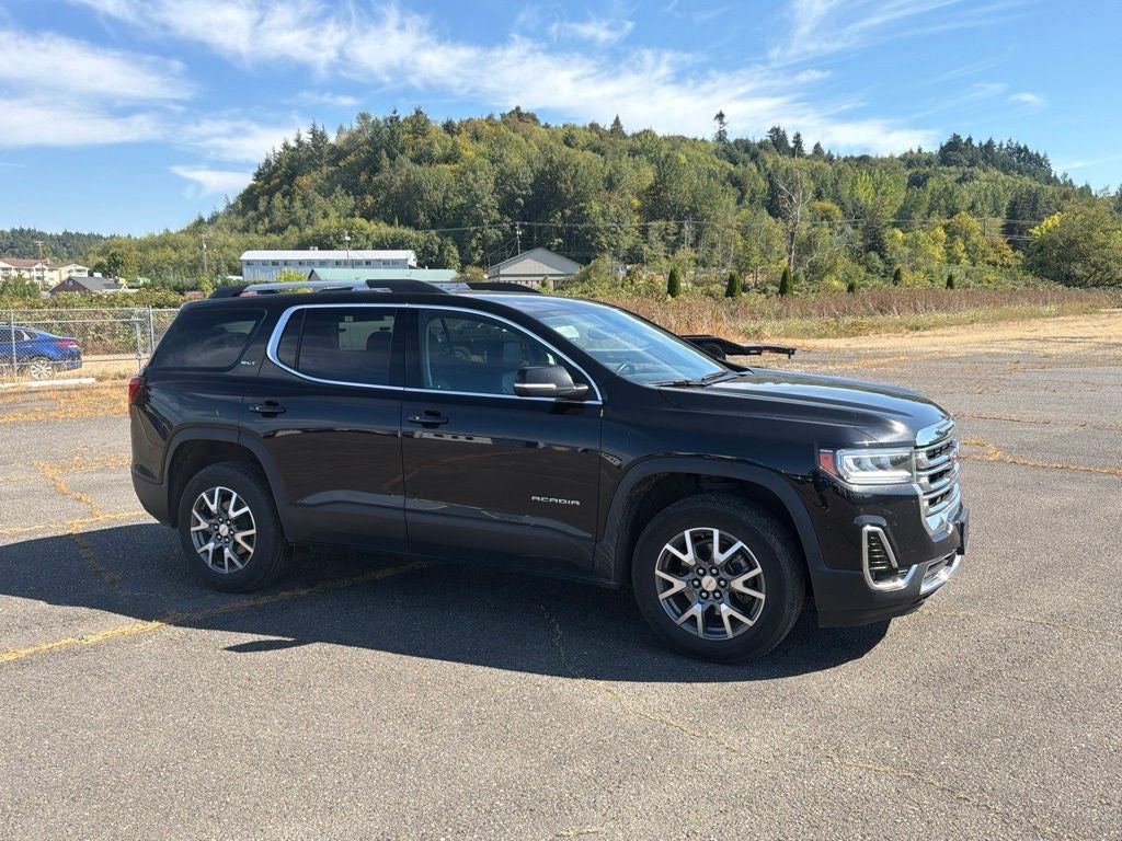 2023 GMC Acadia AWD SLT