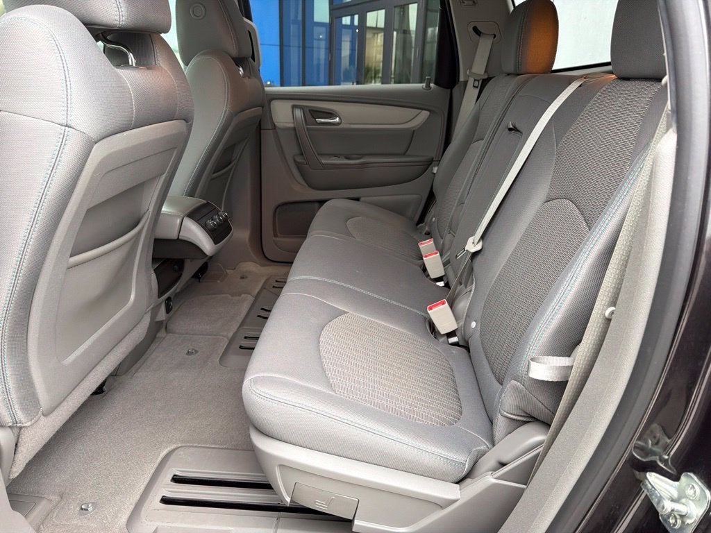 2017 Chevrolet Traverse LS