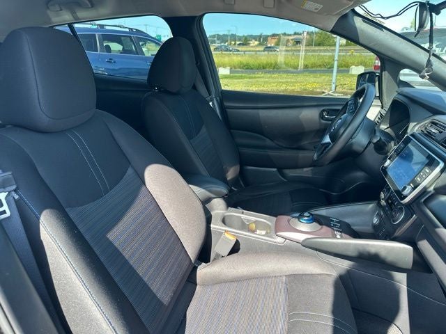 2022 Nissan Leaf S