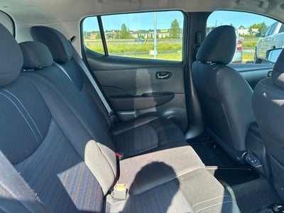 2022 Nissan Leaf S