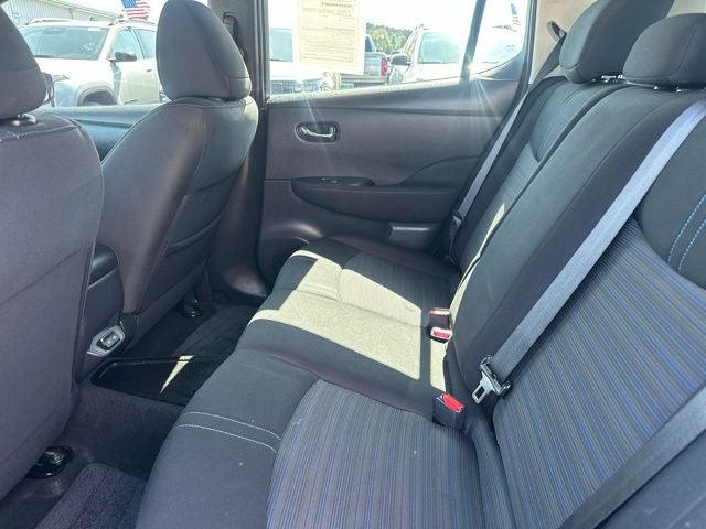 2022 Nissan Leaf S