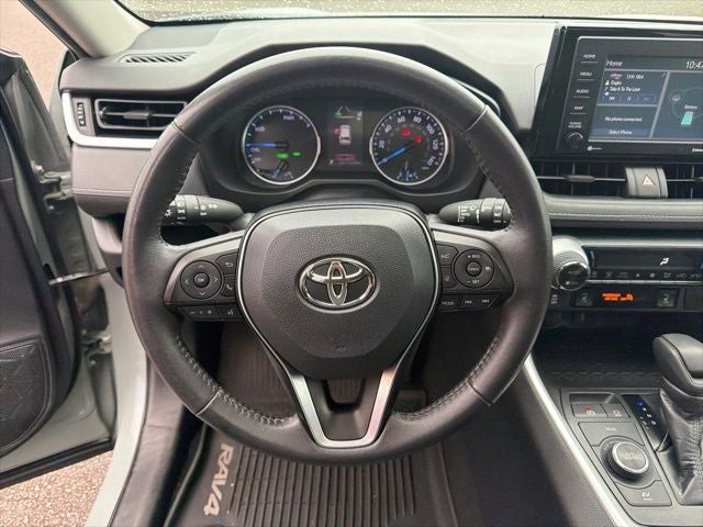 2020 Toyota RAV4 Hybrid XLE