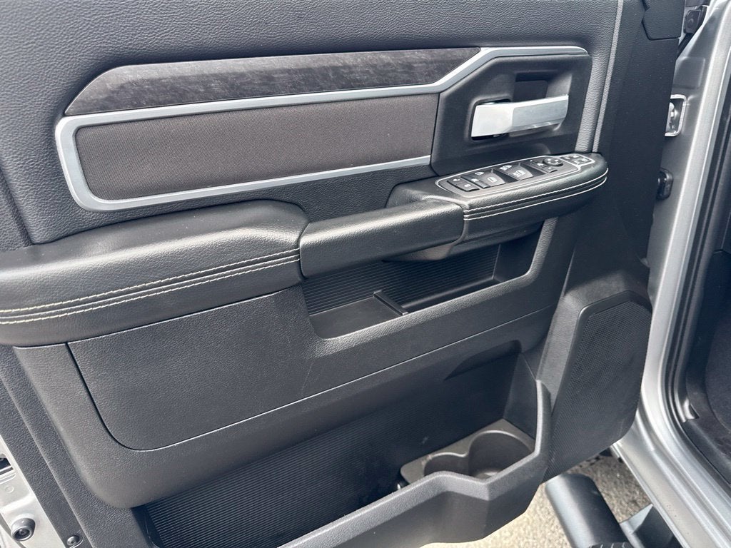 2024 RAM 3500 Big Horn Crew Cab 4x4 6'4' Box