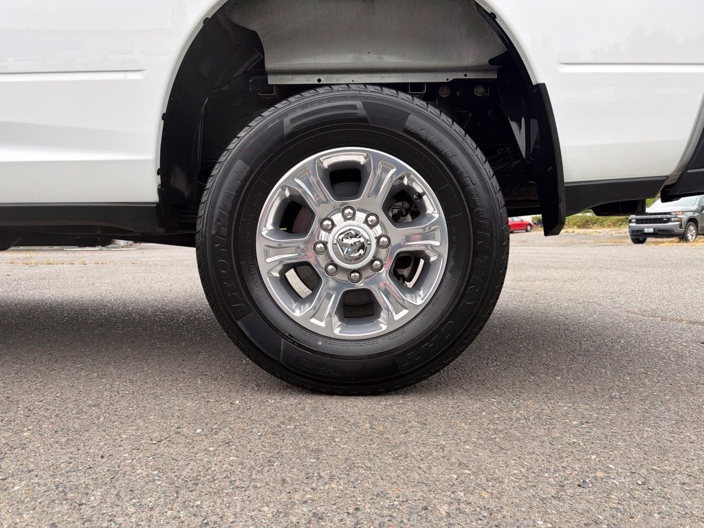 2024 RAM 3500 Big Horn Crew Cab 4x4 8' Box