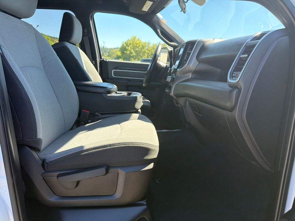 2022 RAM 2500 Big Horn Crew Cab 4x4 6'4' Box