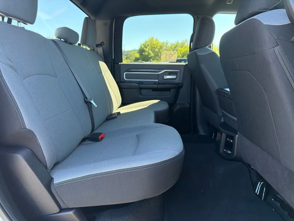 2022 RAM 2500 Big Horn Crew Cab 4x4 6'4' Box