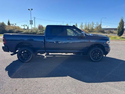 2024 RAM 2500 Laramie Crew Cab 4x4 6'4' Box