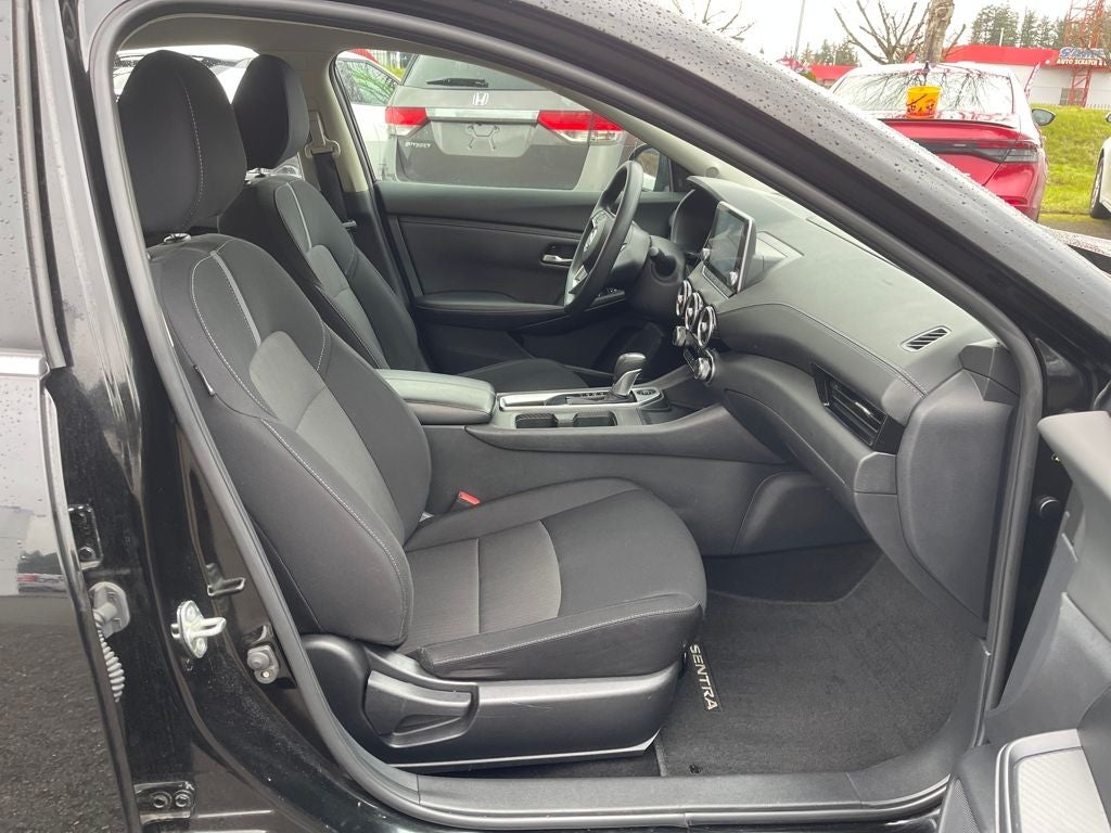 2023 Nissan Sentra SV Xtronic CVT