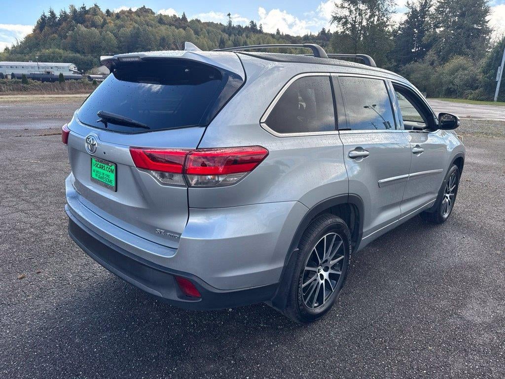 2017 Toyota Highlander SE