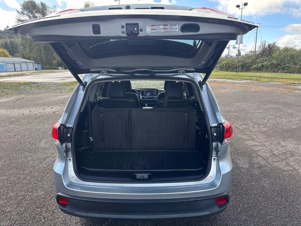 2017 Toyota Highlander SE