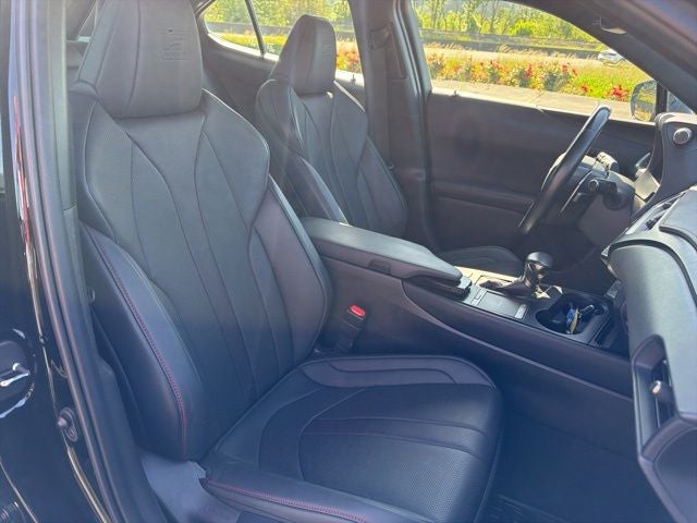 2022 Lexus UX 200 F SPORT
