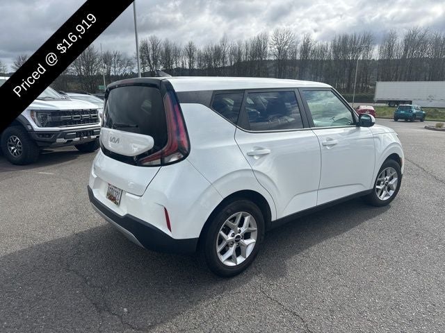 2024 Kia Soul LX