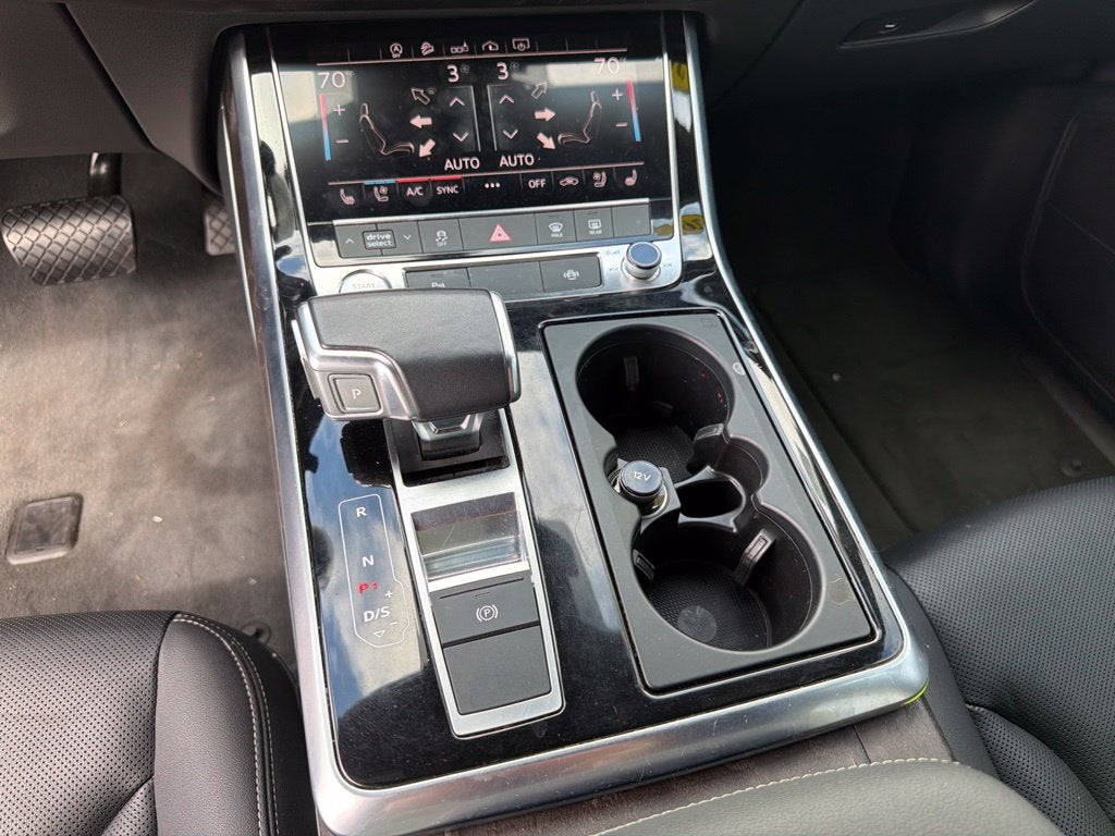 2020 Audi Q8 Premium Plus 55 TFSI quattro Tiptronic