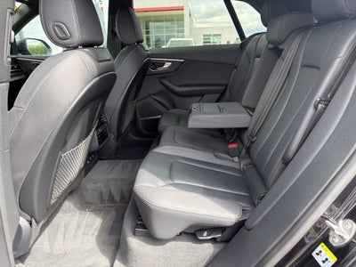 2020 Audi Q8 Premium Plus 55 TFSI quattro Tiptronic