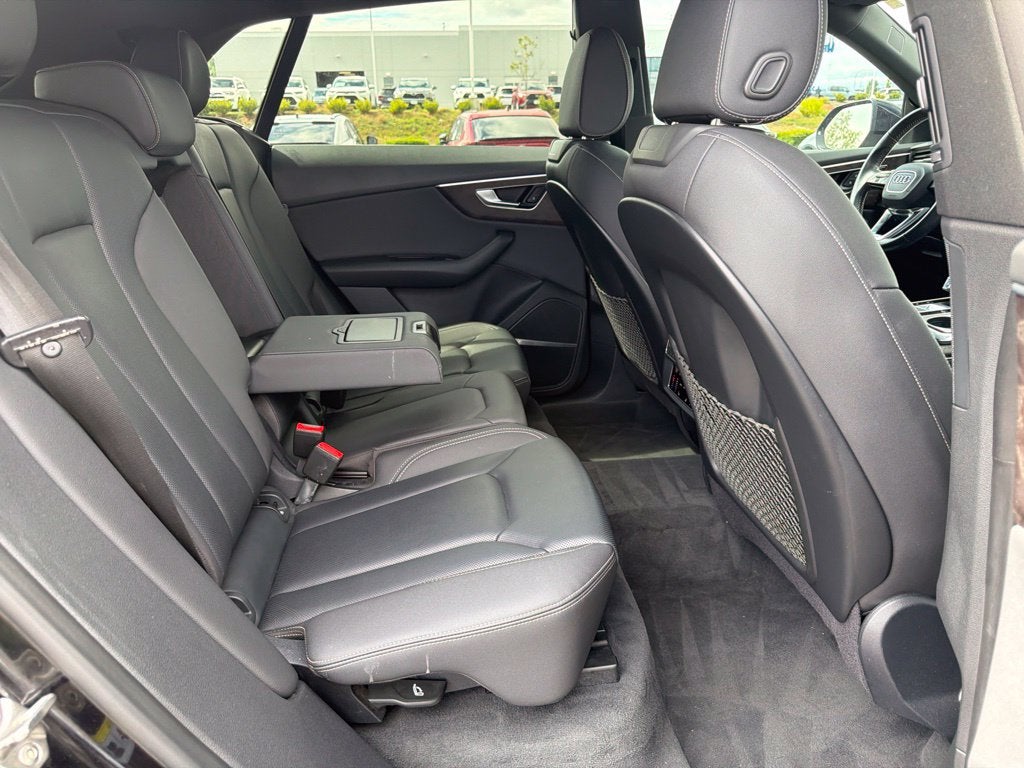 2020 Audi Q8 Premium Plus 55 TFSI quattro Tiptronic