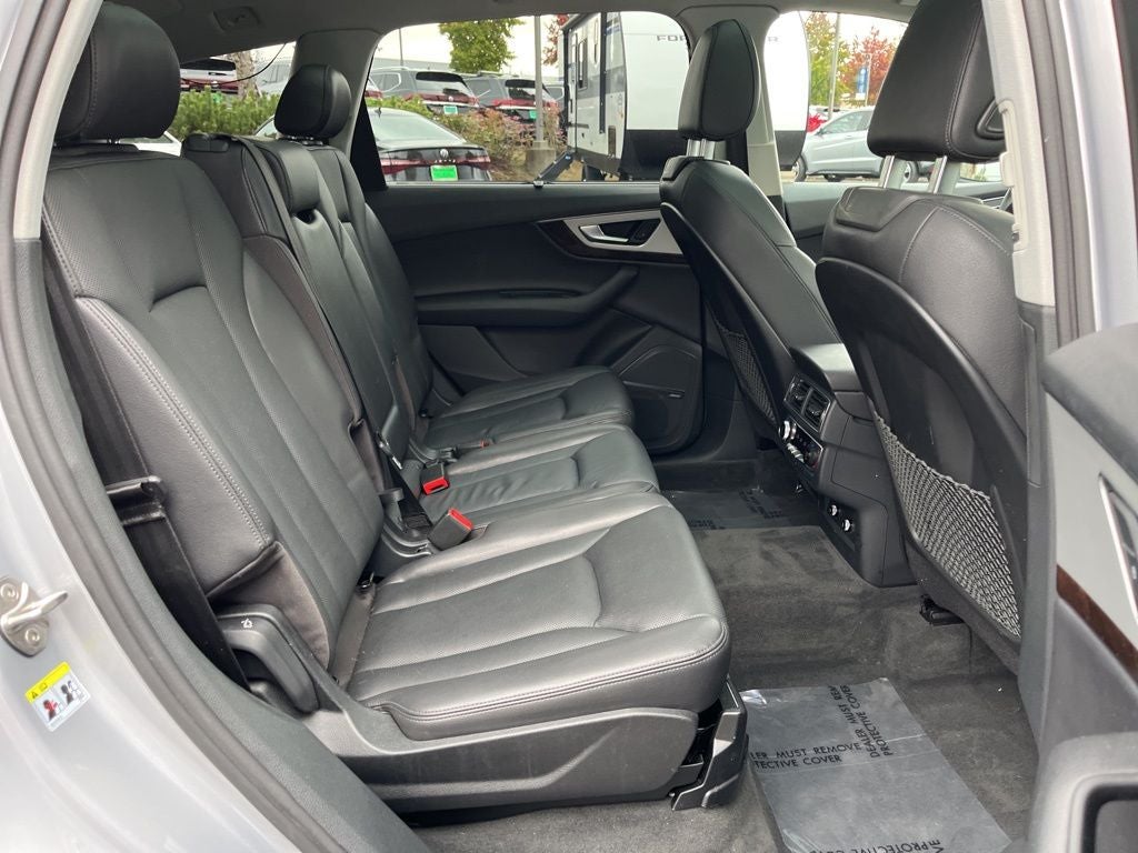 2019 Audi Q7 45 SE Premium