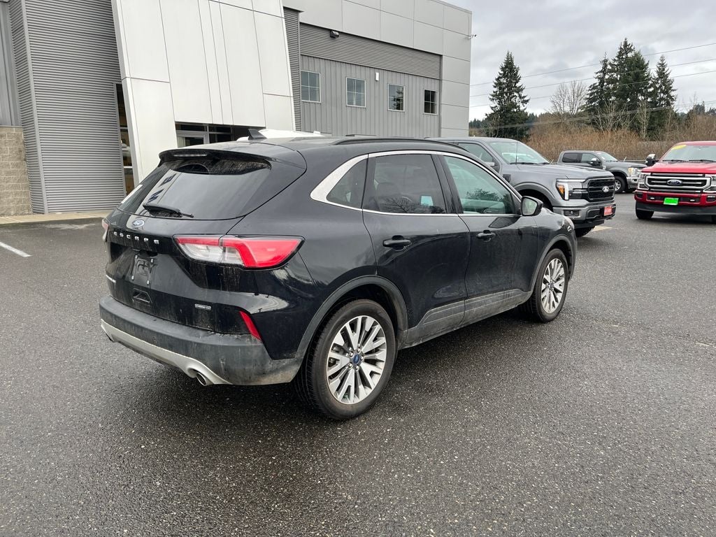 2022 Ford Escape Hybrid Titanium