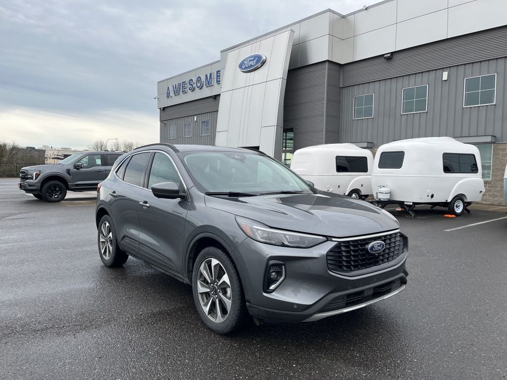 2023 Ford Escape Platinum