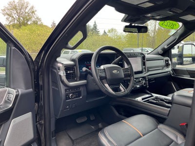 2023 Ford F-350SD Platinum