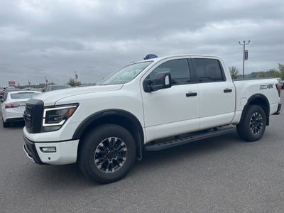 2024 Nissan Titan PRO-4X