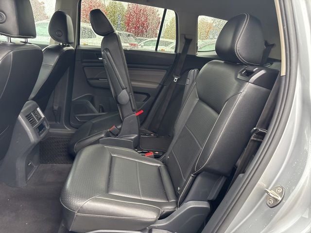 2021 Volkswagen Atlas 3.6L V6 SE w/Technology R-Line