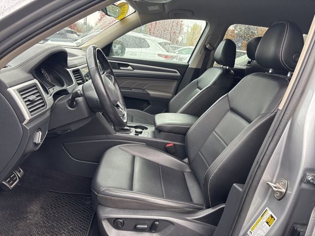 2021 Volkswagen Atlas 3.6L V6 SE w/Technology R-Line